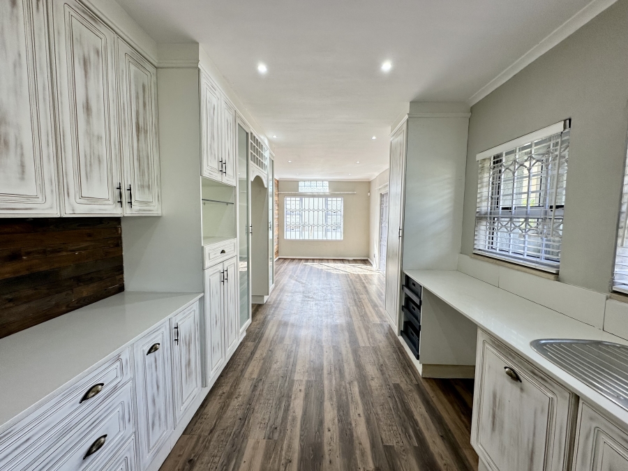 4 Bedroom Property for Sale in Miramar Eastern Cape